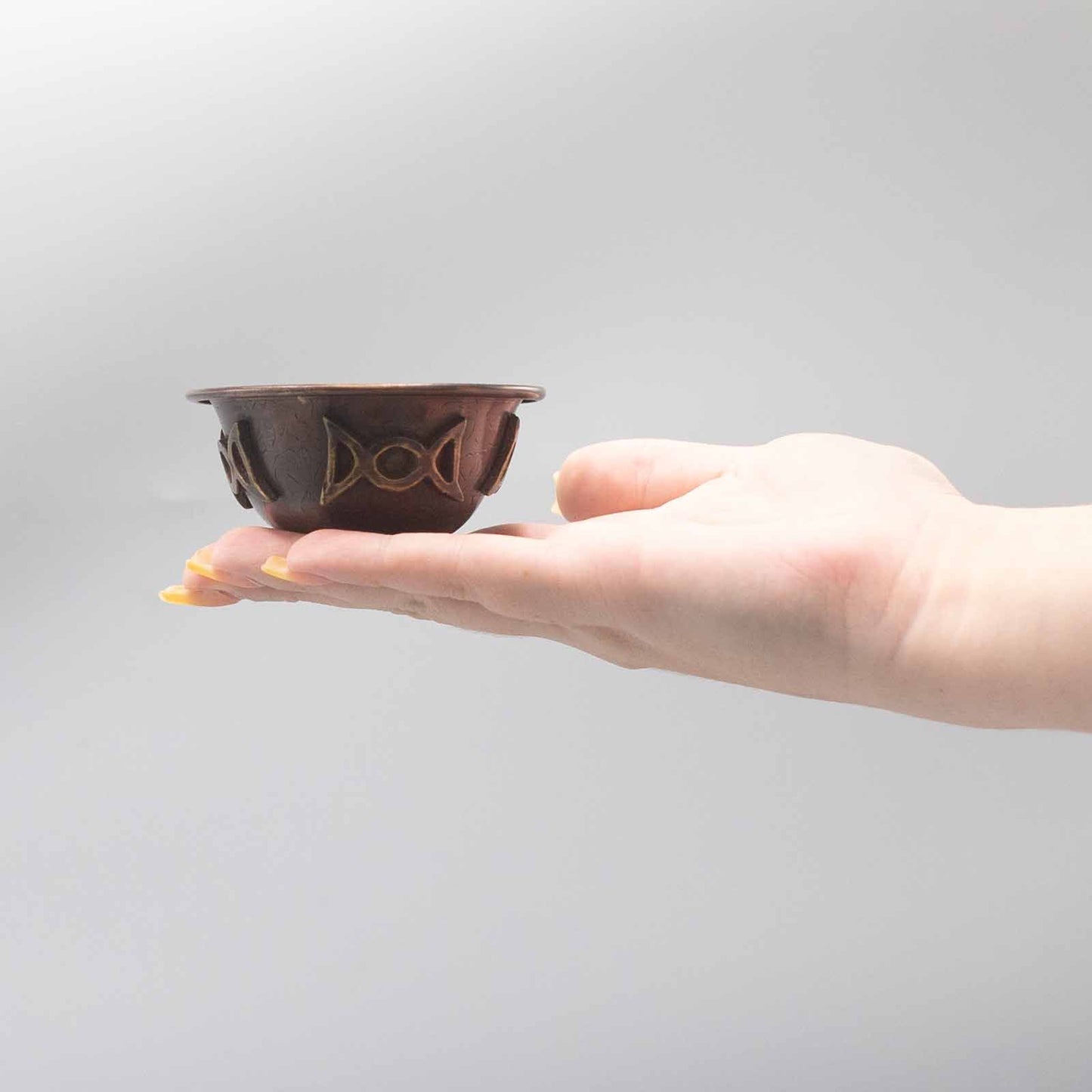 Antik Kupfer Ritualschale mit Dreifachmond 8x4cm