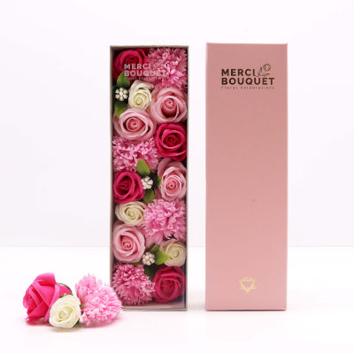 Lange Seifenblumen Geschenkbox Babyglück Rosas