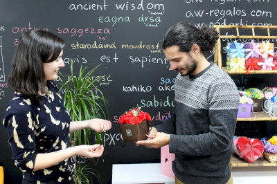 Seifenblumenstrauß Rote Rose und Nelke