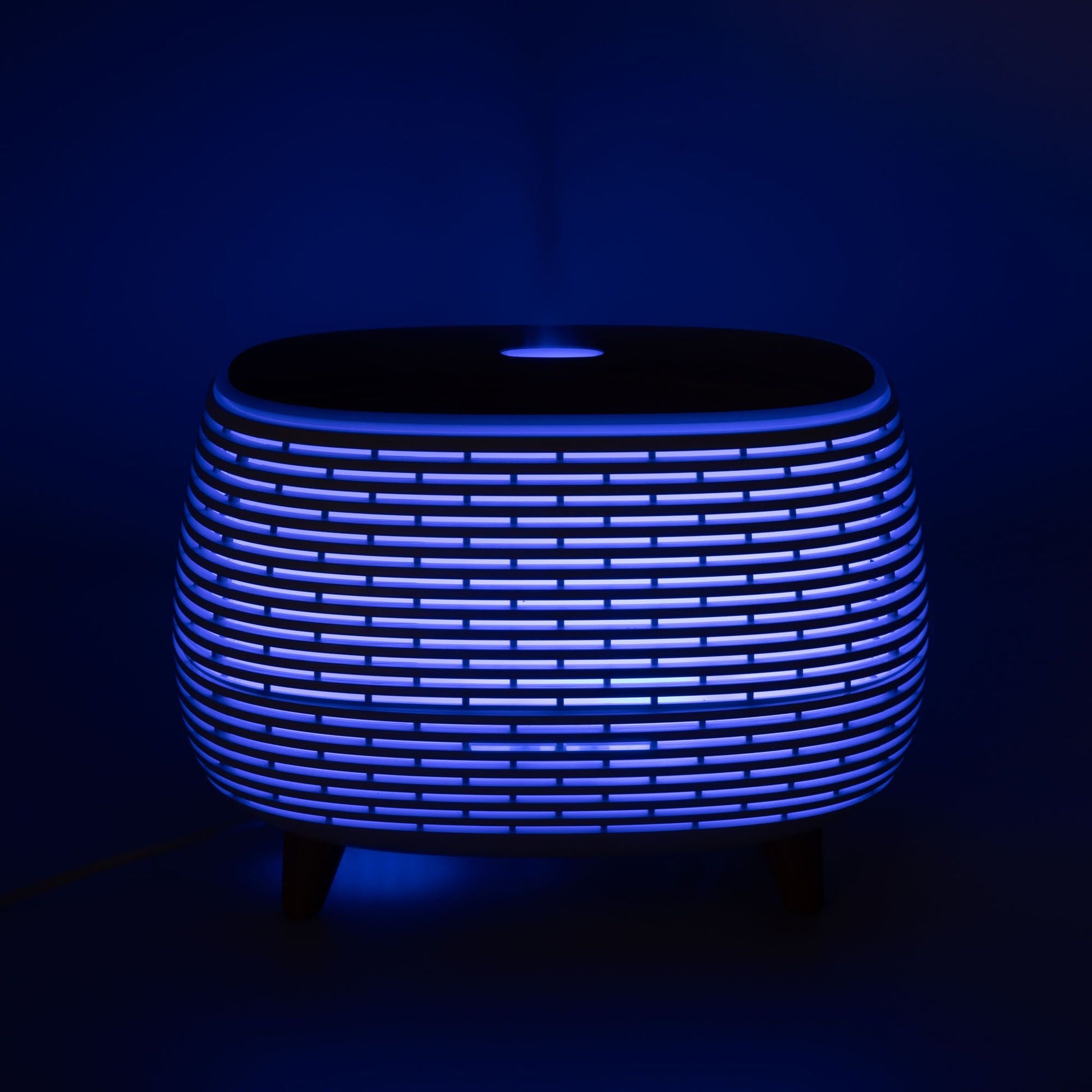 Futuristic Ribbed LED Aroma Diffusor Geripptes Design