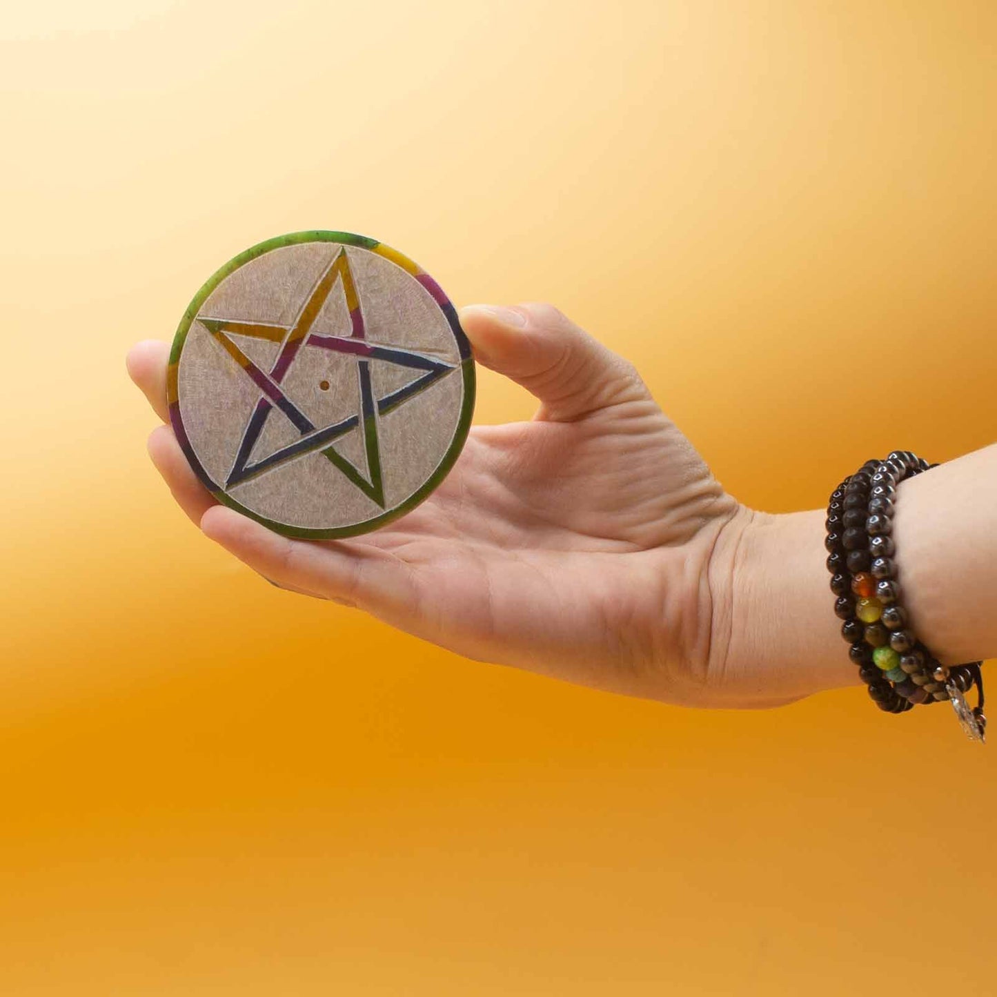 Runde Räucherhalterplatte aus Speckstein 8cm Pentagramm