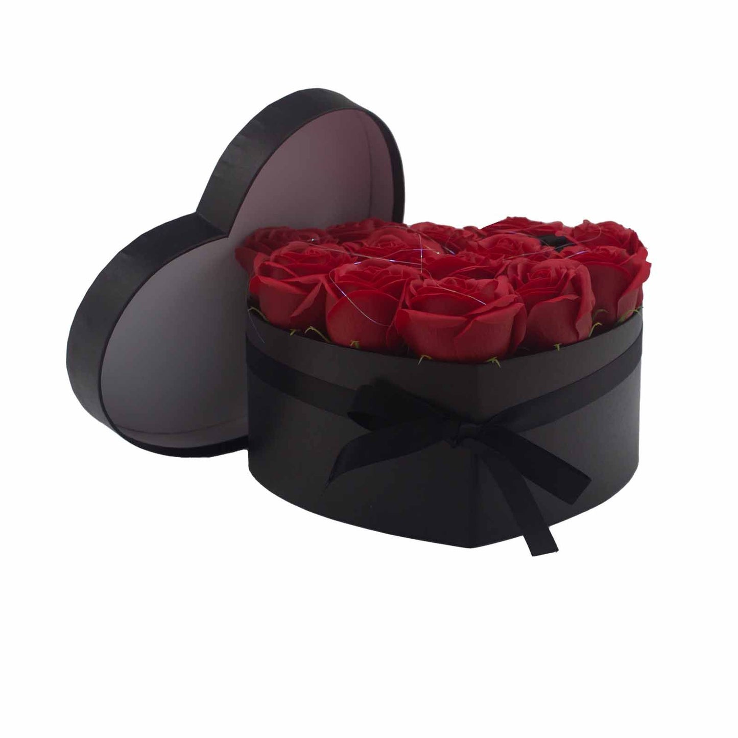 Seifenblumen Geschenkstrauß mit 13 Rote Rosen in Herzbox