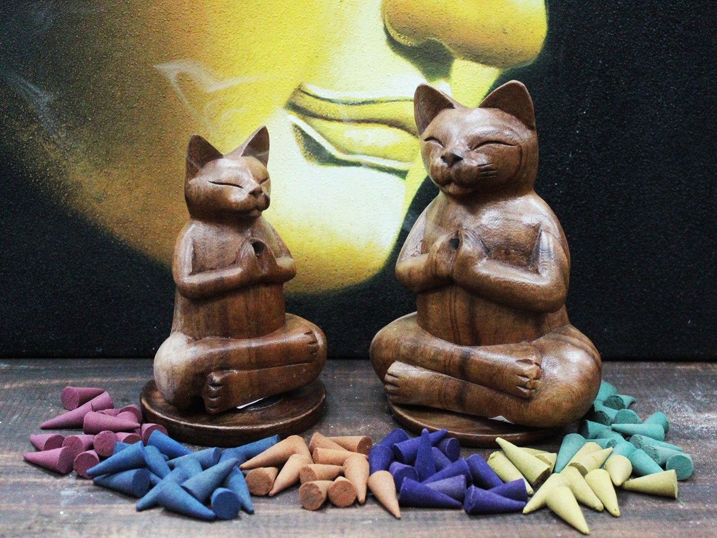 Geschnitztes Räuchergefäß aus Holz Großer Yoga Katze