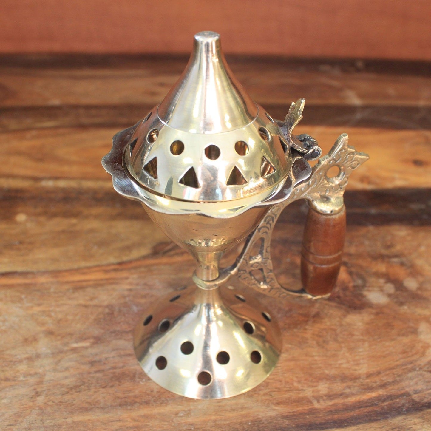 Räucherkegelhalter mit Griff