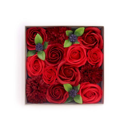 Quadratische Seifenblumen Geschenkbox Klassische rote Rosen