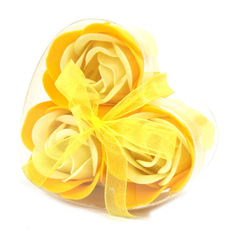 Herz Geschenkbox mit 3 Seifenblumen Frühlingsrosen