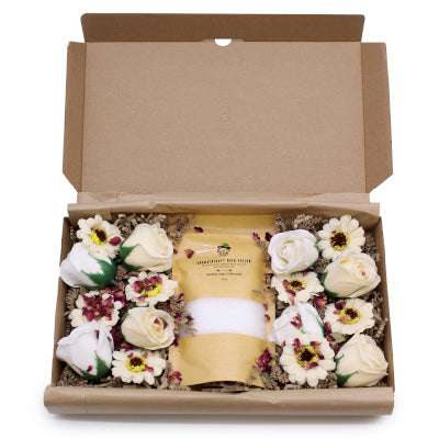 Wild Hare Badesalz und Blüten Geschenkset Wohlfühlmoment