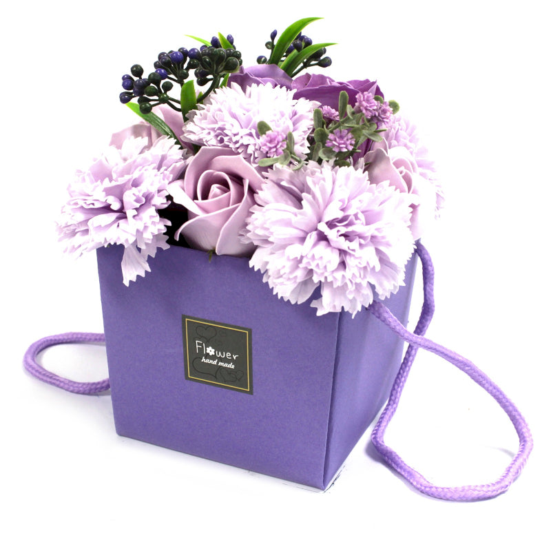 Seifenblumenstrauß Lavendelfarbene Rose und Nelke