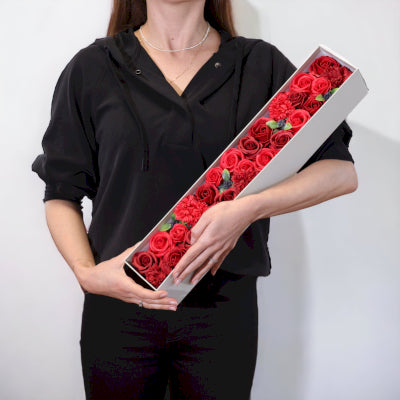Extralange Seifenblumen Geschenkbox Klassische rote Rosen