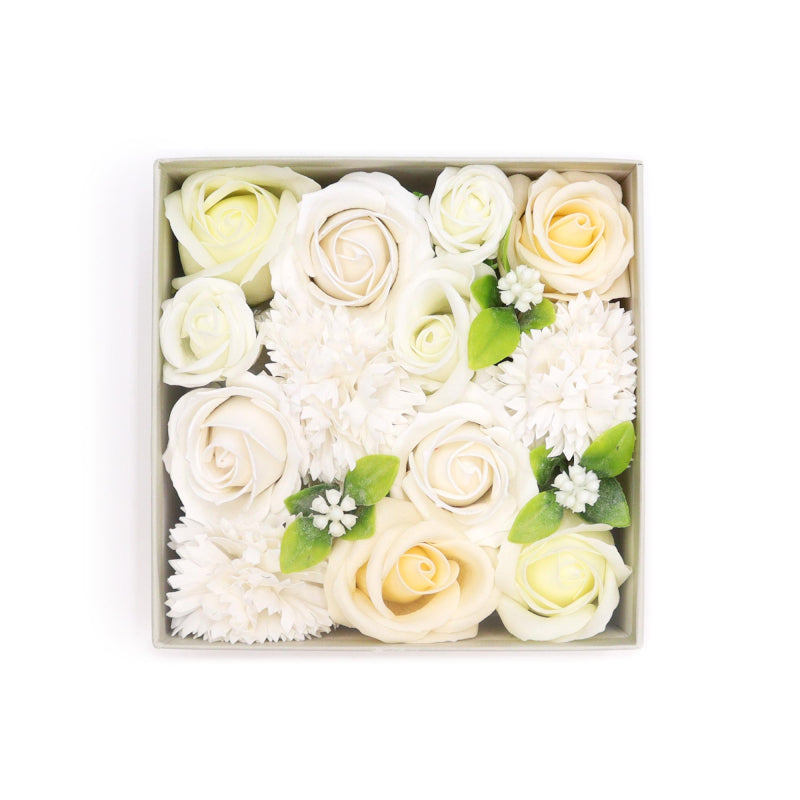 Quadratische Seifenblumen Geschenkbox Hochzeitsglück Weiß und Elfenbein