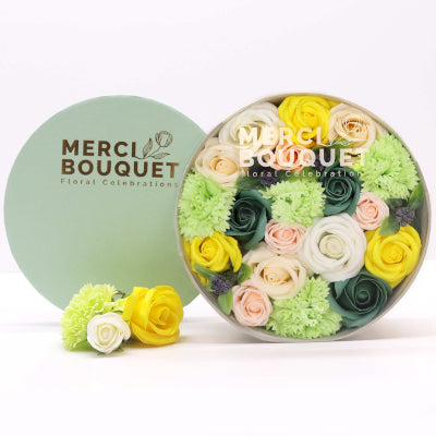 Runde Seifenblumen Geschenkbox Frühlingsfreude Gelb und Grün