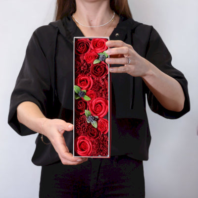 Lange Seifenblumen Geschenkbox Klassische rote Rosen