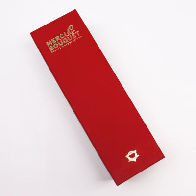 Lange Seifenblumen Geschenkbox Klassische rote Rosen